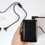 モバイルバッテリーは自分で持っているものを使用