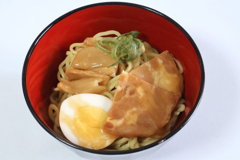 暑い日でも食べられるさっぱりだけどガツンなラーメン
