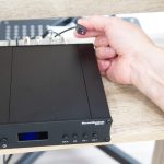テレビ用アンプ「SWD-TV1」テレビの存在感を変える、ミニマルオーディオシステム