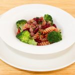 トマト缶をそのまま使った冷製サラダパスタなどにもよく合い、アレンジレシピが豊富なのもフリッジの特徴です
