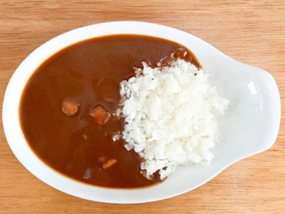 第3位　【業務スーパー】1食約70円から!? コスパ最強の「レトルトカレー3種」を食べ比べ＆激ウマアレンジ