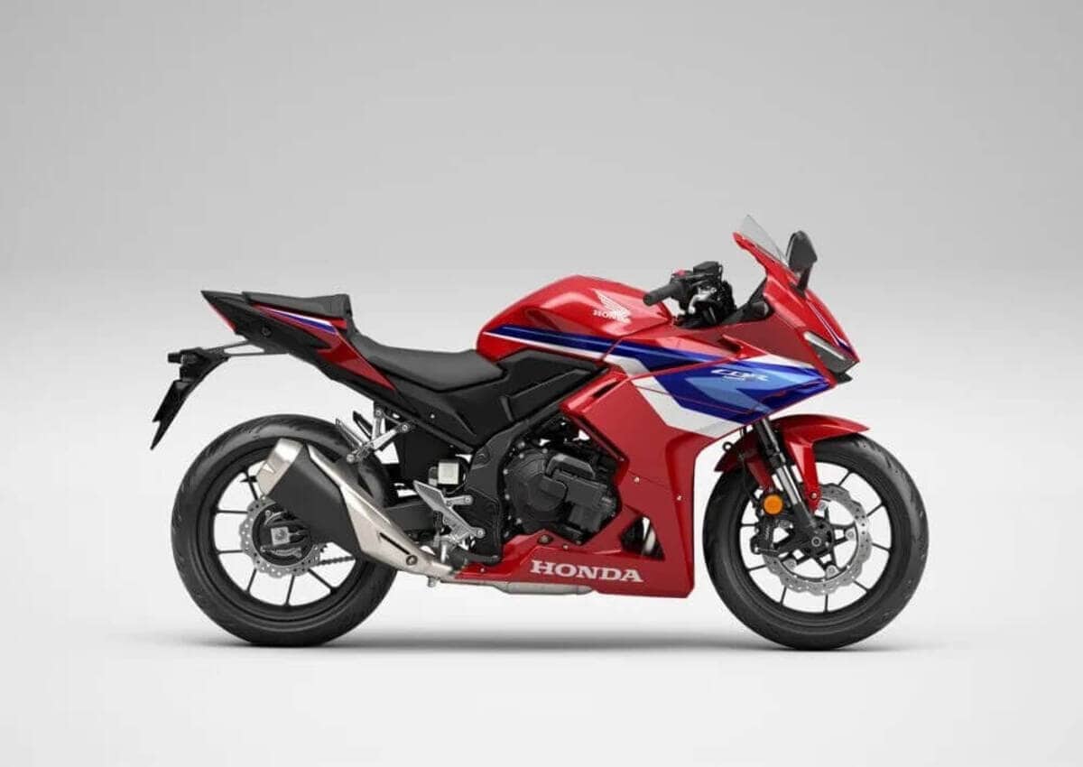 第3位 【ホンダ新型バイク】クラッチ操作不要で変速できる「E-Clutch」が400ccに!CBR400RとNX400が買いだ