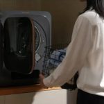 第1位　【コンセントに挿すだけ】電気代1時間15円“部屋中どこでも使える”小型衣類乾燥機を試してみたら最強だった