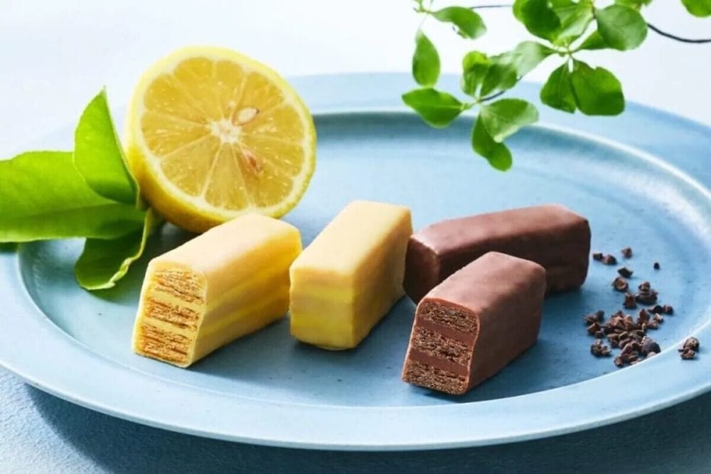 第2位　【猛暑35度でも溶けないチョコ!?】「常温で持ち運べる」最新スイーツ実食！メリーチョコレートの新作ミルフィーユが夏の手土産に最強すぎた