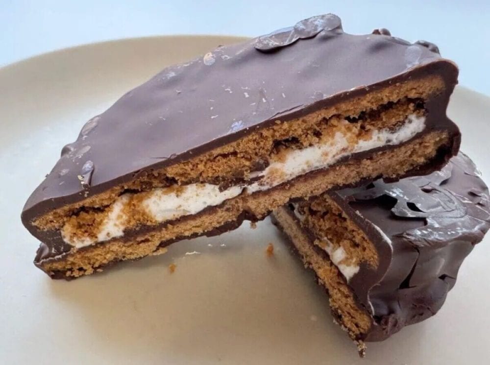 第1位　【旨すぎて震える…】生エンゼルパイやホットケーキまん他「ファミマ×森永人気菓子」が神コラボ！グルメライター推しの5品を実食レポート