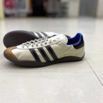 第1位　【アディダス×Wales Bonner】ストリートもキレイめも一発でキマる！気取らない特別感のコラボスニーカー「WB KARINTHA OG」をエディターが試し履き