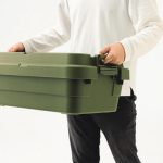 両手でしっかり持って運べる
