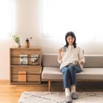 収納もデスクワークもこれ一台! これぞ最強スペパ収納机