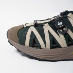 Vibram社の“Rollingaitsystem®”による推進力と“V-lock system”のフィット感を融合。歩行時のストレスを軽減し、長時間でも抜群の履き心地を実現