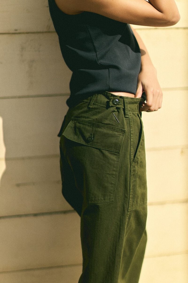 オアスロウ「HERRINGBONE VINTAGE FIT FATIGUE PANTS」￥25,080