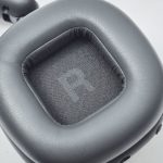 左右を判別しやすいよう「L」「R」を大きく表示