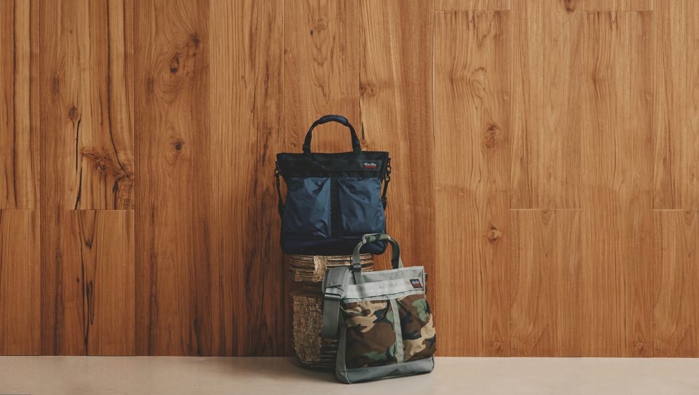 ブリーフィング「BB UTILITY HELMET BAG」￥110,000／幅405×高さ415×マチ70㎜／1.17㎏／9.6ℓ