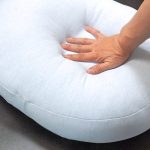 無印良品 背当てにもなるひんやりマルチクッション