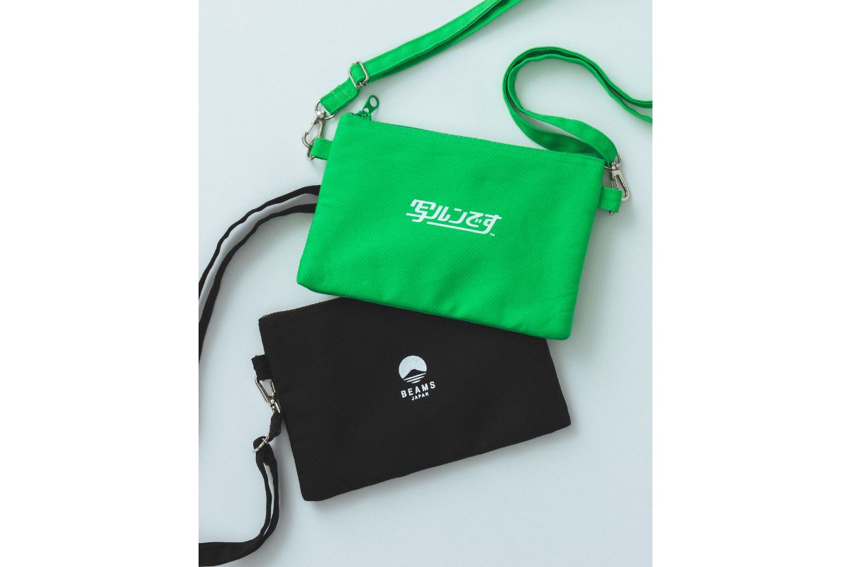 BEAMS JAPAN「【別注】写ルンです™ 2WAYバッグ」各¥7,920/2色展開
