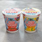 （左）冷しカップヌードル ピリ辛キムチ味　￥285（税別） （右）冷しカップヌードル 鶏塩レモン味　￥285（税別）