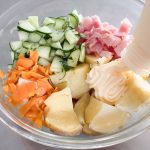 マカロニサラダと同じような立ち位置にいるのがポテトサラダ