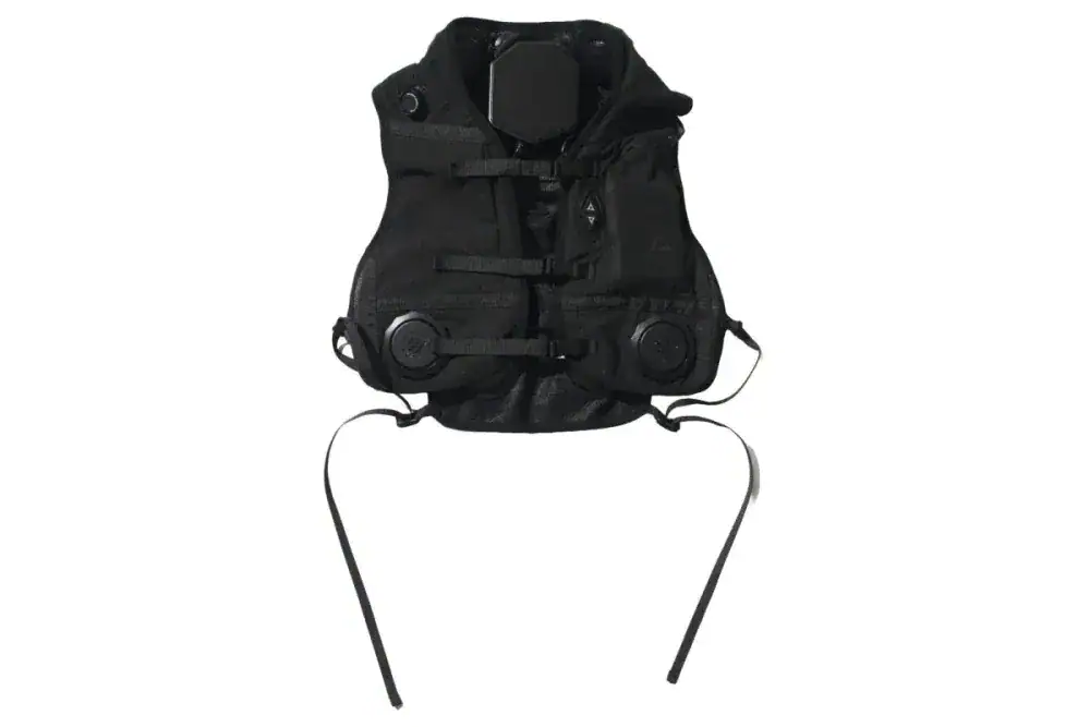 第1位 【ワークマン】最大-30℃ベスト×980円冷感Tシャツを編集部が解説。「1秒でキンキン冷たい」猛暑必殺最強コンボ