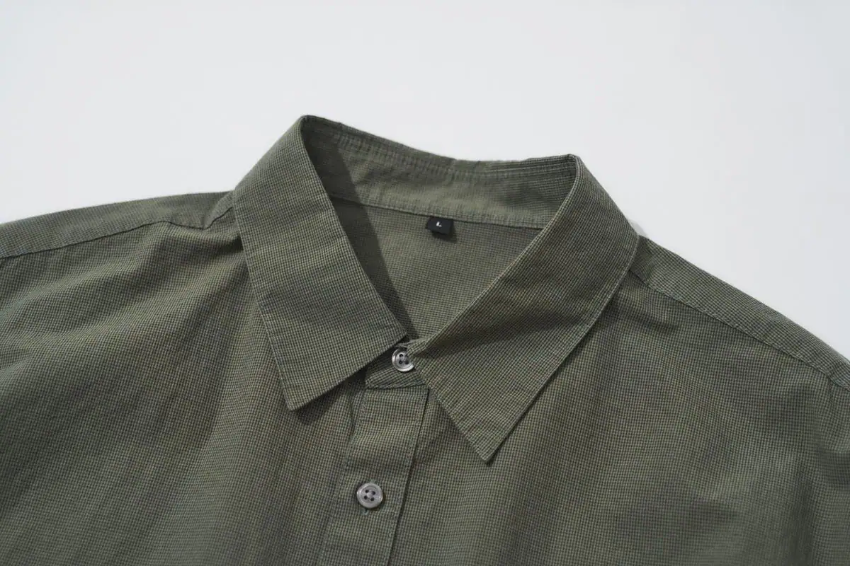 無印良品「織りと素材に秘密がある」涼感半袖布帛シャツ、MUJI Laboの