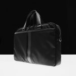 TSUCHIYA KABAN「コーソル ブリーフ」￥94,600／縦28.0×横39.0×底マチ8.5㎝／約780ｇ／14インチ対応