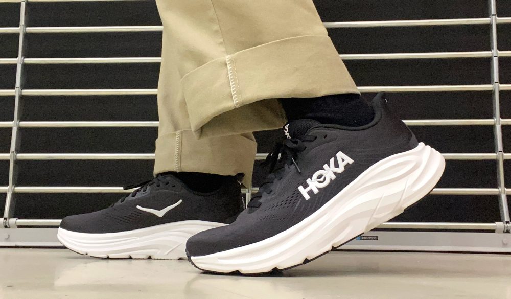 HOKA CLIFTON 11