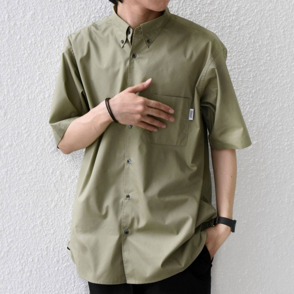 コールマン「別注ZERO-TEX®ボタンダウン ポケットシャツ」￥9,900