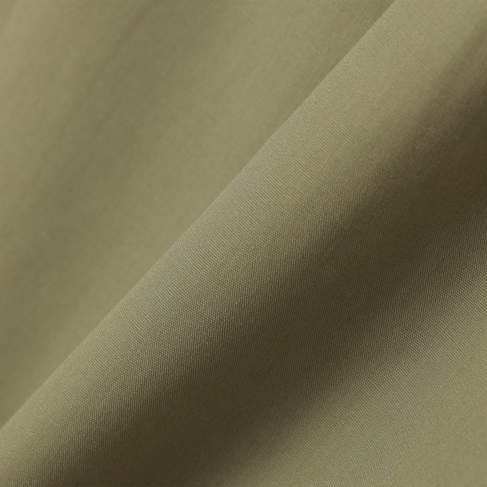 接触冷感とUVカット機能を併せ持ち、快適な着心地を実現する次世代素材「ZERO-TEX®」を採用
