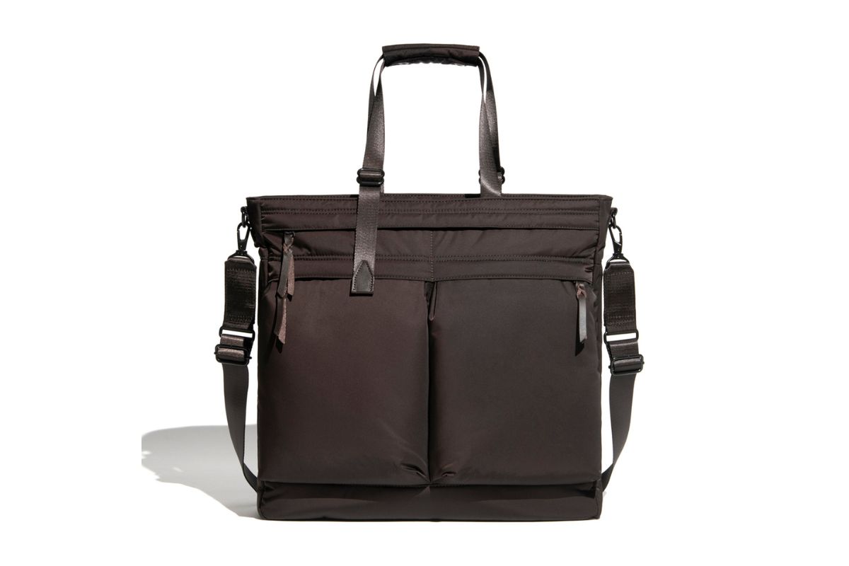 アントラック「ヘルメットバッグ」¥34,100/W40×H39×D10㎝