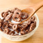 「チョコリング」は筆者好みのズブズブにやわらかくなってからも、まだココアパウダーは溶け出してこないのが特徴的