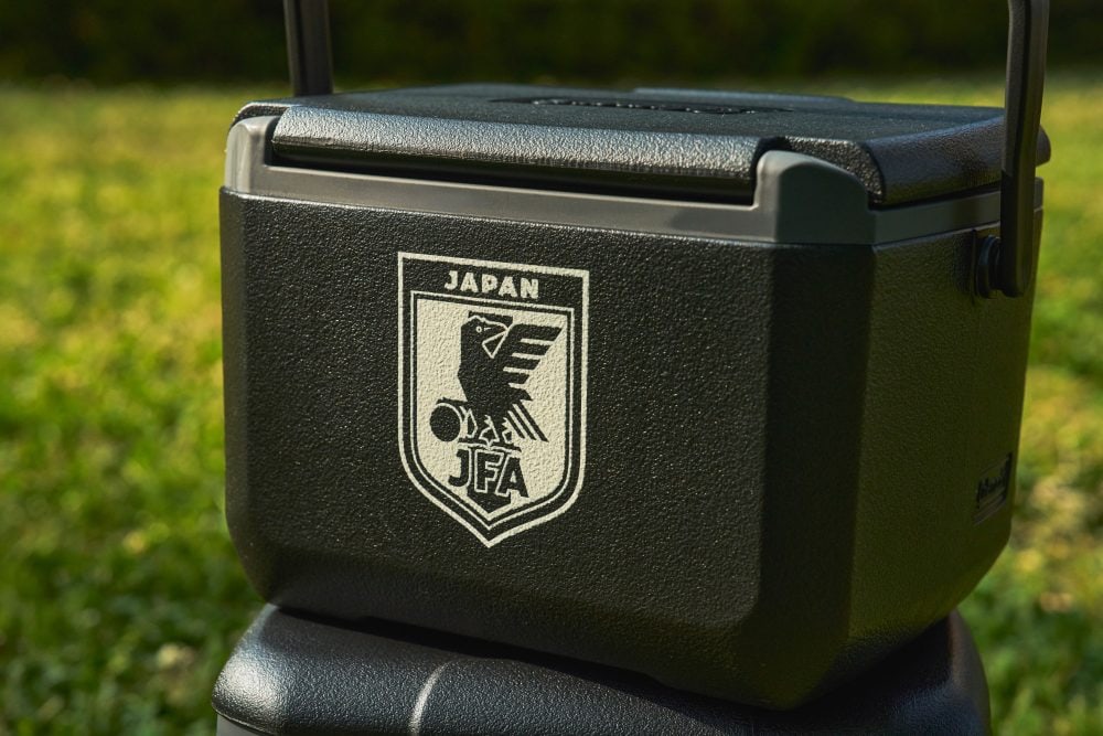 サッカー日本代表のエンブレムをデザイン!