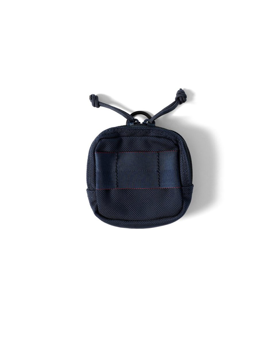 BRIEFING × BEAMS PLUS「Pod Pouch」¥16,500/3色展開