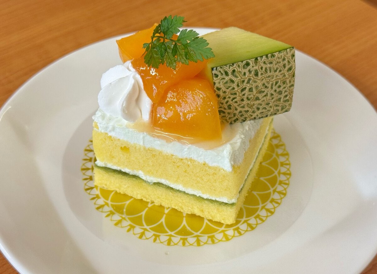 頑張った自分へのご褒美に!贅沢メロンスイーツ