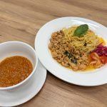 キーマカレー＆ガパオのあいがけそば