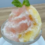 ふわふわ食感のかき氷とパルフェが融合した、デニーズ初のかき氷パルフェ