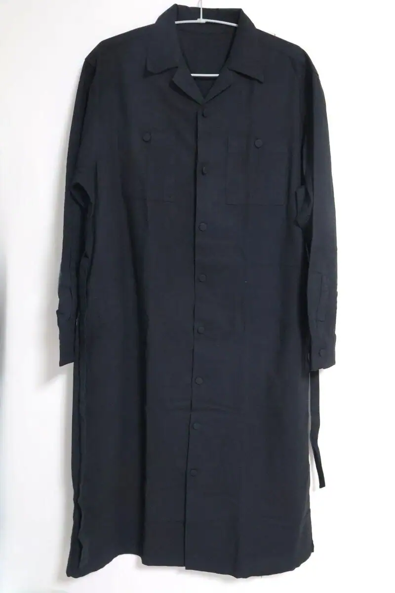 第1位 【ファミマの服が凄い】高見え「綿麻素材シリーズ」がコスパよすぎ！“わざわざ”買いたいコンビニエンスウェア新作をガチレビュー。UVカットの機能キャップやTシャツほか