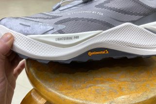 【スニーカー界の白シャツ】どんなコーデにも合う万能靴！毎日履きたいアディダス「HOLO PEAK」をエディターが試し履き
