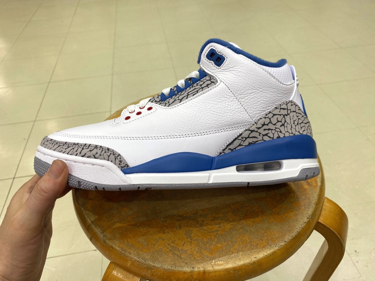 JORDAN BRAND AIR JORDAN 3 RETRO OG "TRUE BLUE"