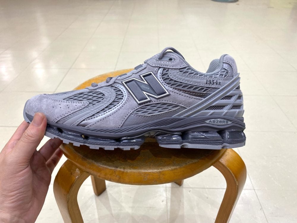 New Balance U1954R