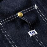 懐中時計・ペンを効率よく収められる左胸ポケット