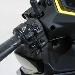 スイッチ操作で2つの走行モード(T/S)が選択可能