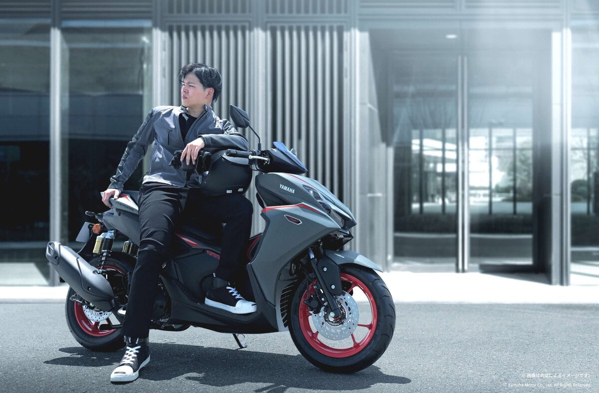 デザインコンセプトは、「Ultimate Super Sport Scooter(究極のスーパースポーツスクーター)」
