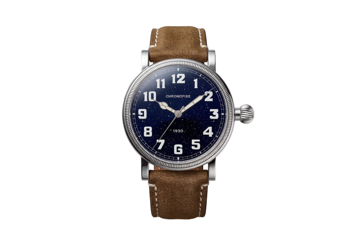 クロノフィックス「1930 CFX-AER-004」￥55,000／クオーツ／42㎜径／10気圧防水