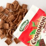 「チョコモーニ」の主原料は小麦全粒粉、米粉などで、エネルギーは100gあたり360kcalだからもっともヘルシーです