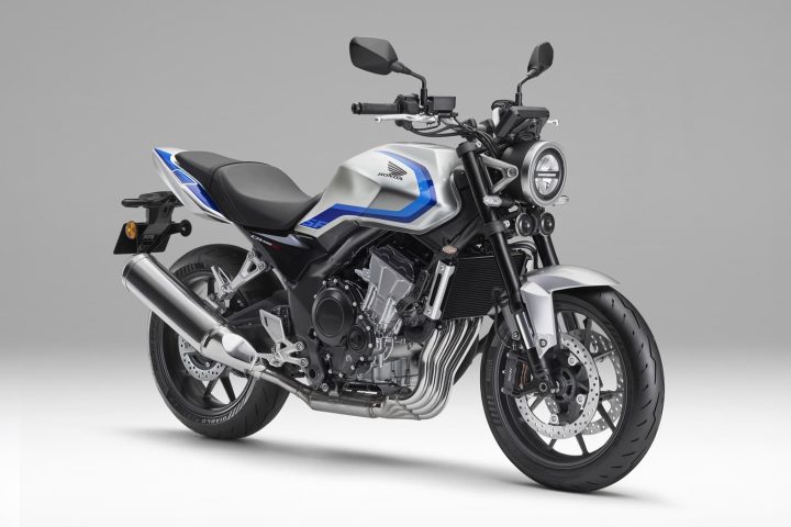 【伝説の名車復活】ホンダ新型「CB400SFE-Clutch」が人気爆発の予感!次世代クラッチ、新設計の直列4気筒エンジン搭載