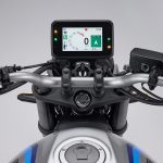情報を見やすく表示する5インチフルカラーTFT液晶メーター