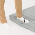 空気を送り込むポンプは内蔵式