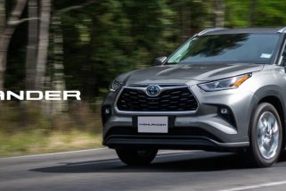 【累計360万台売れた超大型SUV】旧クルーガーの系譜！アメリカン3列シートSUV「トヨタ ハイランダー」がついに日本逆上陸