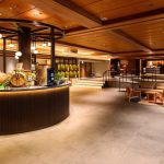 山水館 川湯みどりや、リニューアルしたロビーラウンジ