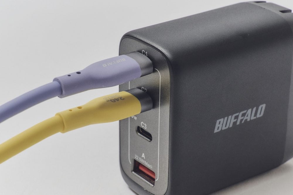 USB Type-C×3、Type-A×1を搭載