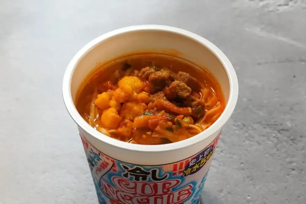 第2位 【カップ麺に冷水!?】お湯不要!水で5分戻す「冷しカップヌードル」をマニアが実食したら予想外の激ウマ新体験だった
