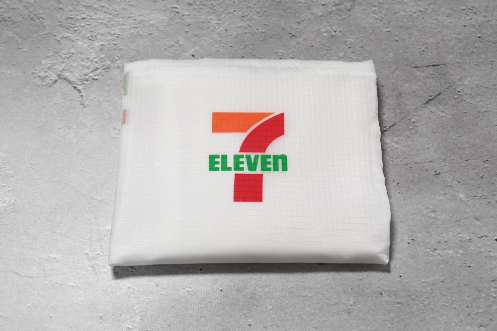 ７－１１ エコバッグはパッカブル